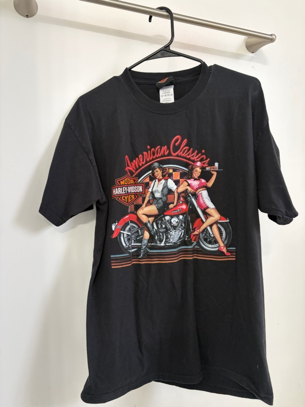 Harley-Davidson Black Short Sleeve‎ Tee with Retro American Classics Graphic